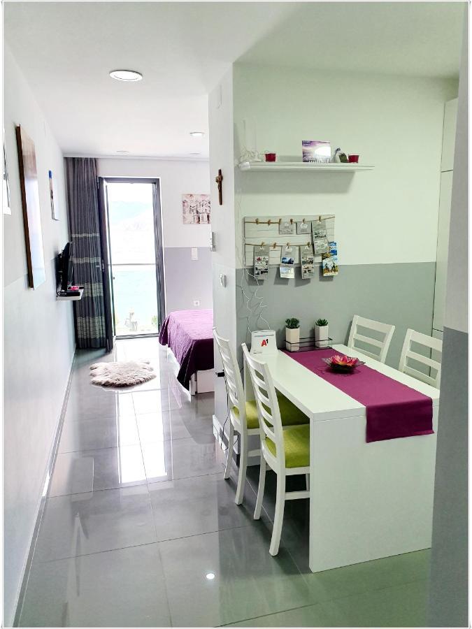 Toni Apartment